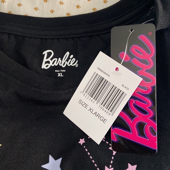 Barbie T-shirt Brand New Size XL NWT - Picture 2 of 2